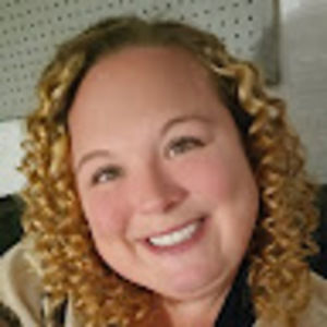 Meet your Posher, Dacey